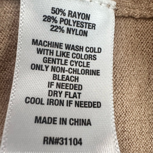 NWT CHAPS RALPH LAUREN Women’s Tan and White Turtle Neck Striped Sweater size XL - Picture 2 of 8